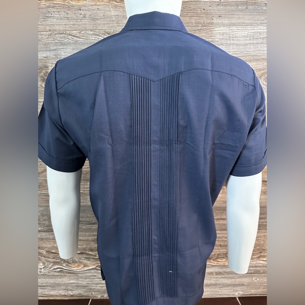 Casanova Mexican Guayabera Casual Shirt Navy Blue Short Sleeve Red Embroidery - Picture 5 of 11